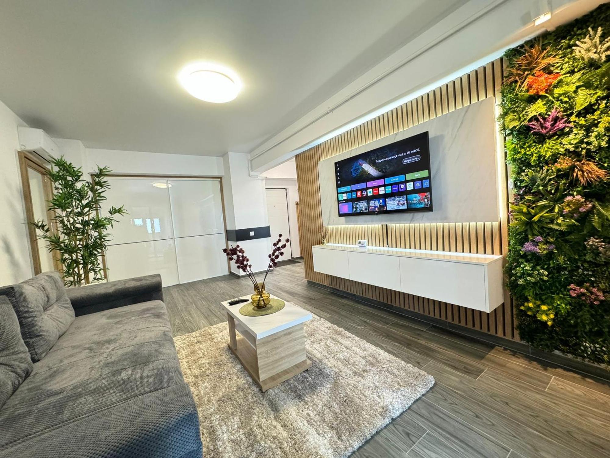 Luxury Glam Apartments Central Adress Bucuresti With Parking Екстер'єр фото
